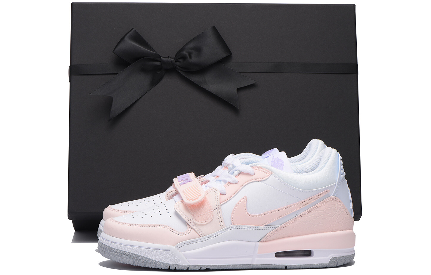 Кроссовки Jordan Legacy 312 Vintage Basketball Shoes Women's Low-top White/Pink, розовый
Кроссовки Jordan Legacy 312 Vintage Basketball Shoes Women's Low-top White/Pink, розовый