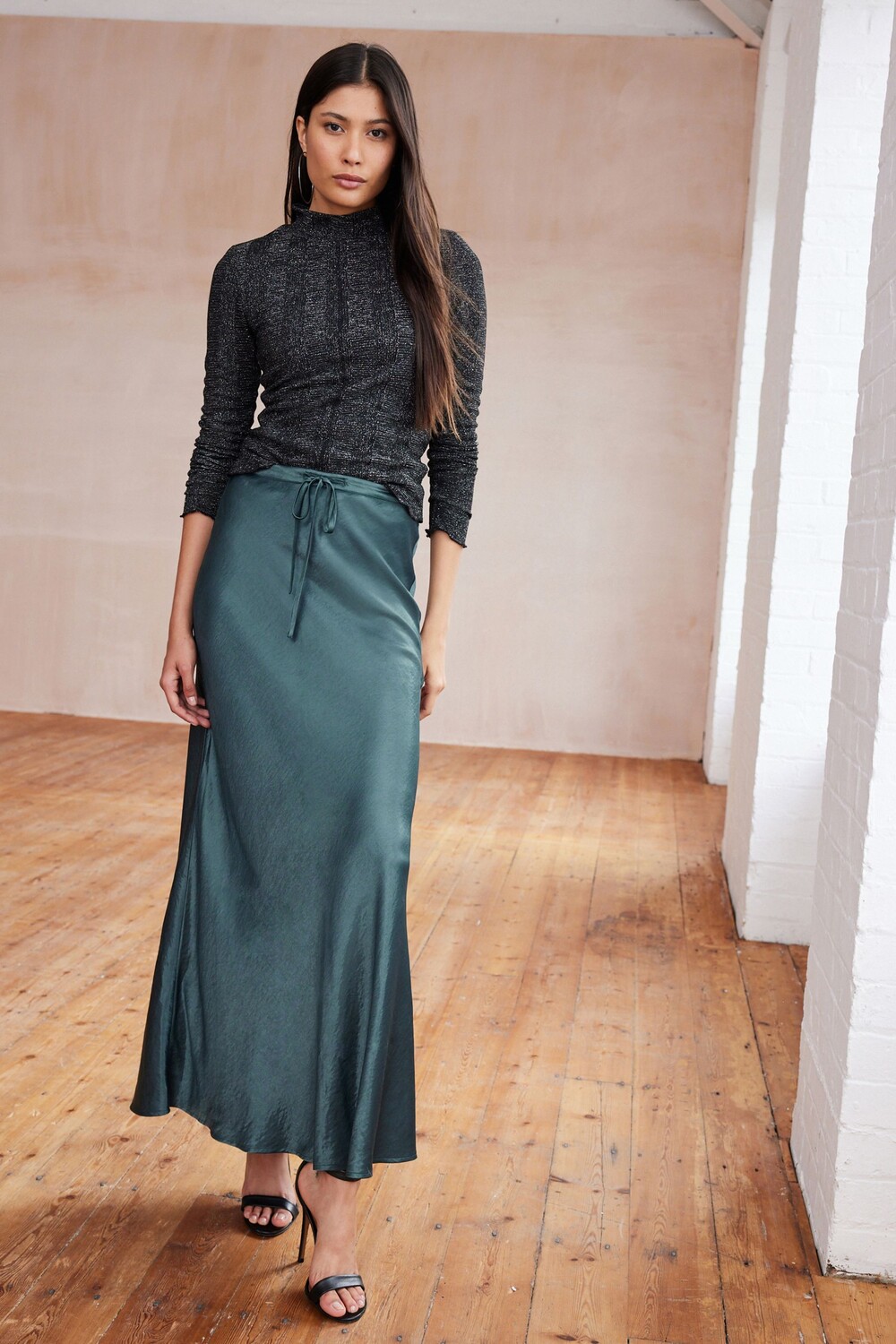 Длинная атласная юбка Next, зеленый
Длинная атласная юбка Next, зеленый