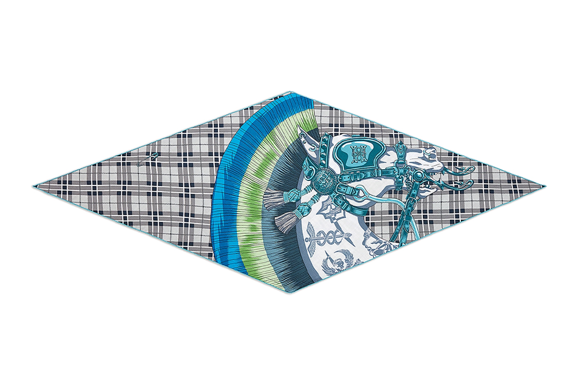 HERMES Вязаный шарф мужской серый
HERMES Вязаный шарф мужской серый