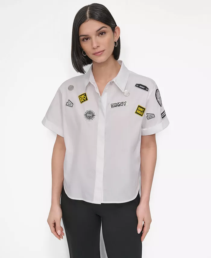 Женская хлопковая блузка с воротником, булавками и нашивками DKNY, белый
Женская хлопковая блузка с воротником, булавками и нашивками DKNY, белый