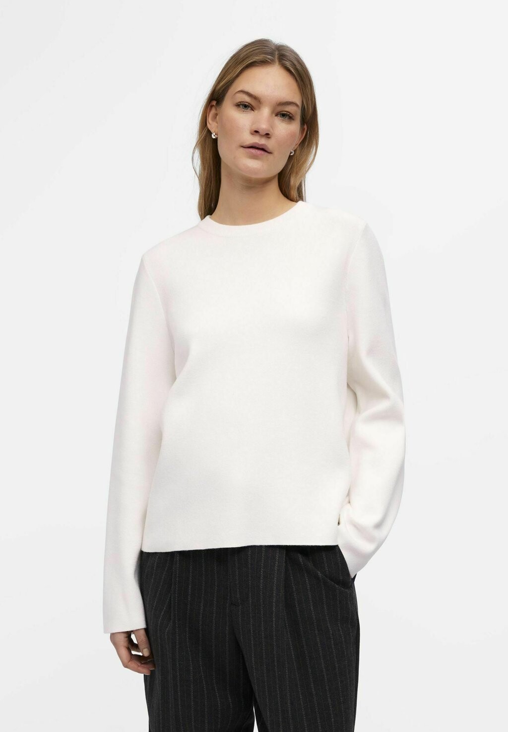 Вязаный свитер LANGÄRMELIGER Object, цвет cloud dancer
Вязаный свитер LANGÄRMELIGER Object, цвет cloud dancer