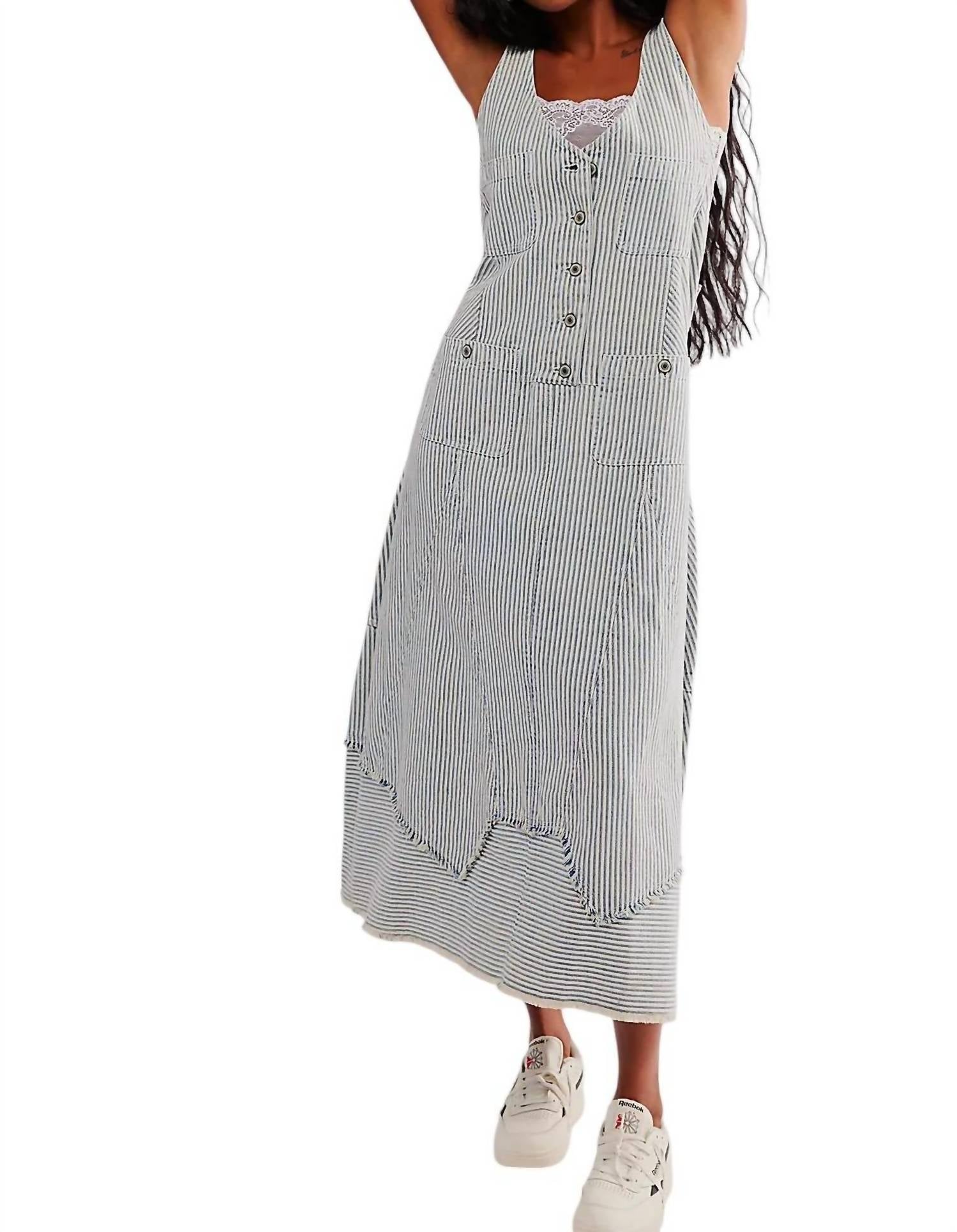 Платье-миди из денима Bendita в полоску цвета гикори Free People, цвет hickory stripe combo
Платье-миди из денима Bendita в полоску цвета гикори Free People, цвет hickory stripe combo