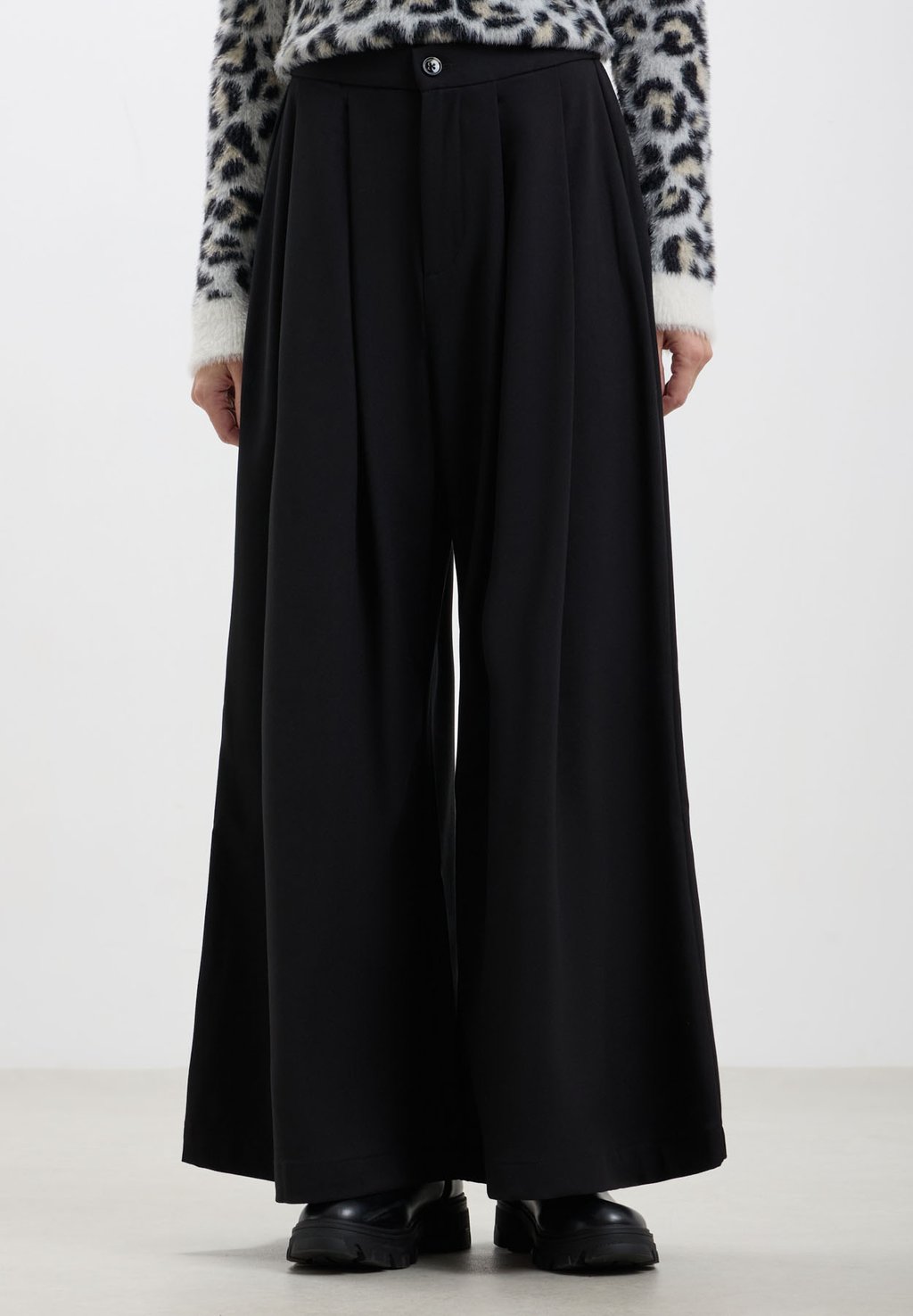 Брюки TINTA UNITA Calliope, черный
Брюки TINTA UNITA Calliope, черный