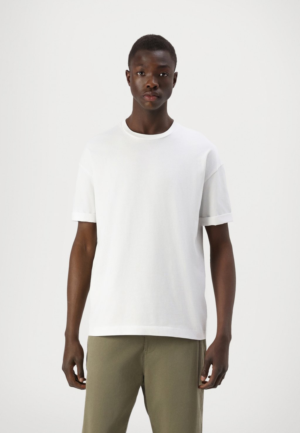 Базовая футболка THILO DRYKORN, белый
Базовая футболка THILO DRYKORN, белый