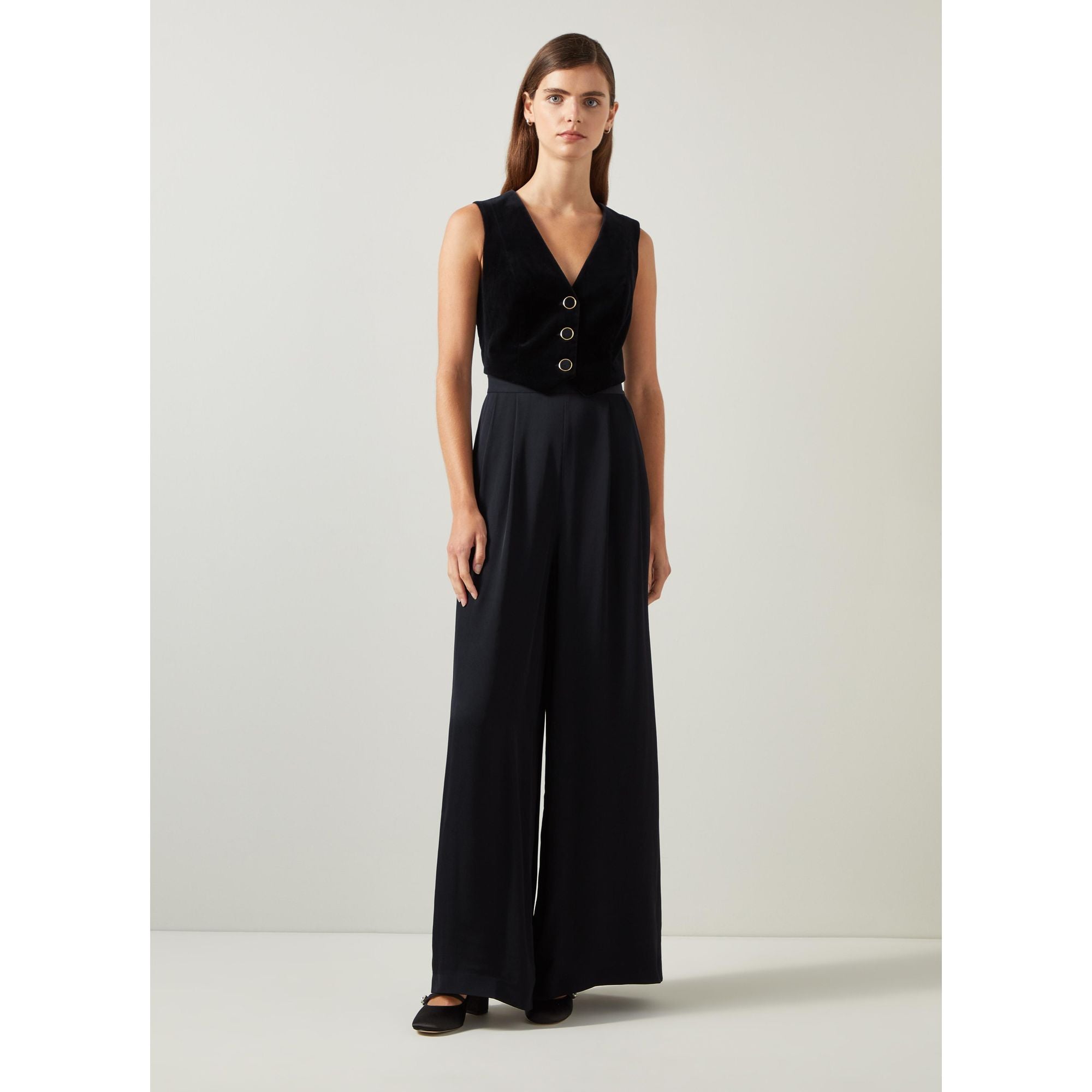 Платье Carine Lk Bennett, черный
Платье Carine Lk Bennett, черный