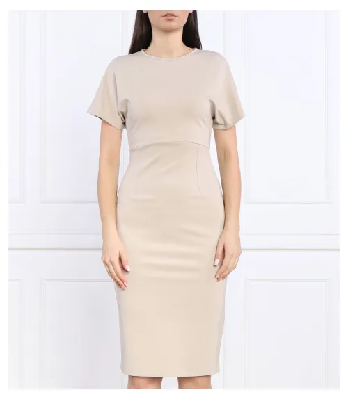 Платье Mm, бежевый
Платье Mm, бежевый