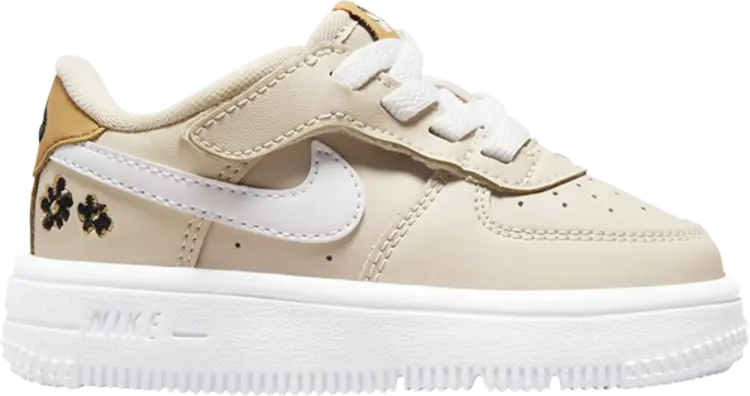 Кроссовки Force 1 Low SE EasyOn TD 'Powered by Flowers', загар
Кроссовки Force 1 Low SE EasyOn TD 'Powered by Flowers', загар