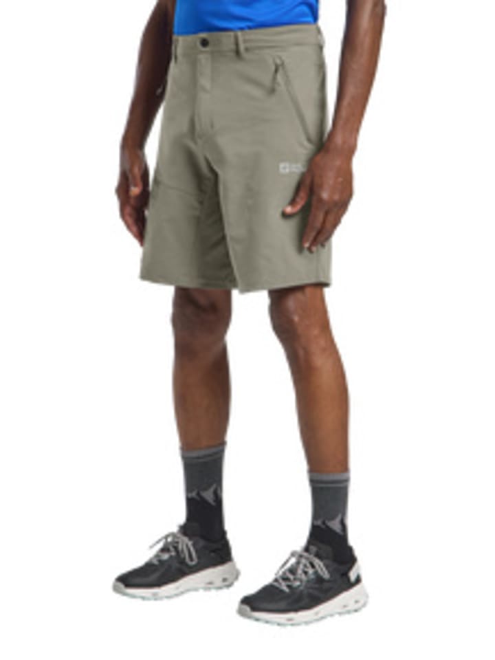 Мужские шорты в комбинации Jack Wolfskin
Мужские шорты в комбинации Jack Wolfskin