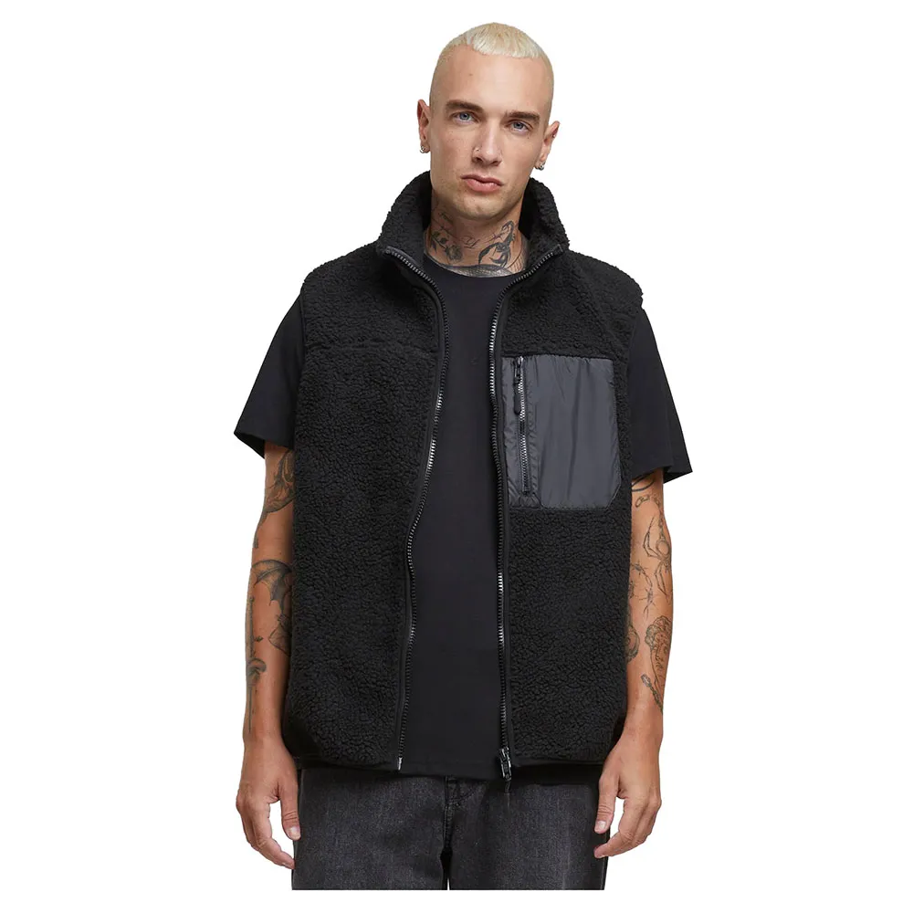 Жилет Urban Classics Sherpa, черный 
Жилет Urban Classics Sherpa, черный