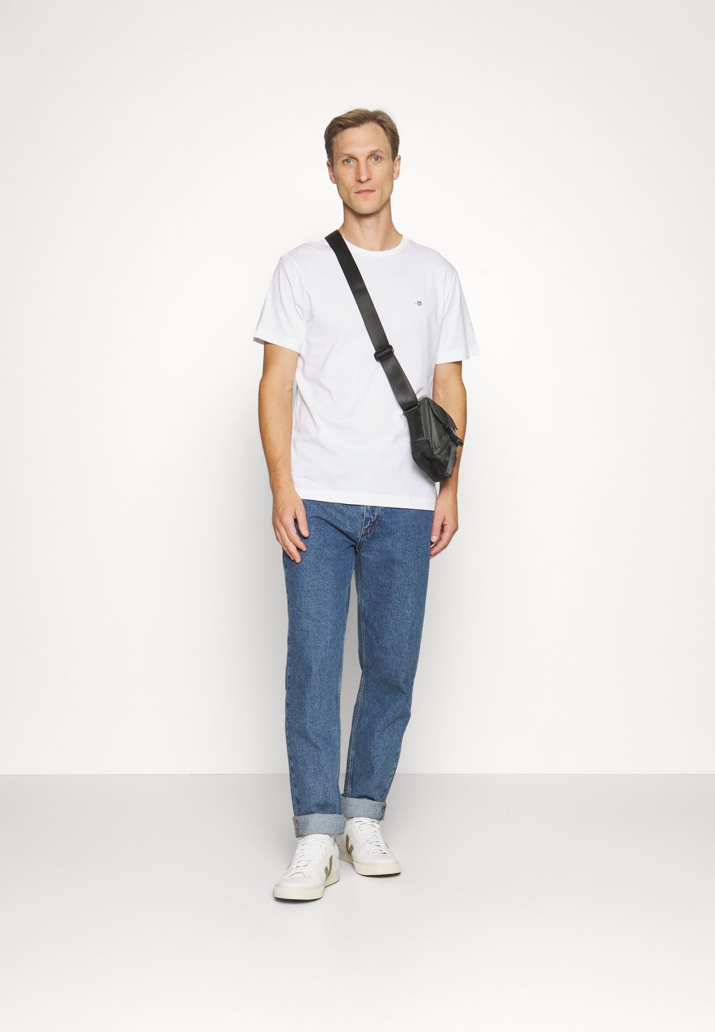 Базовая футболка REG SHIELD GANT, белый
Базовая футболка REG SHIELD GANT, белый