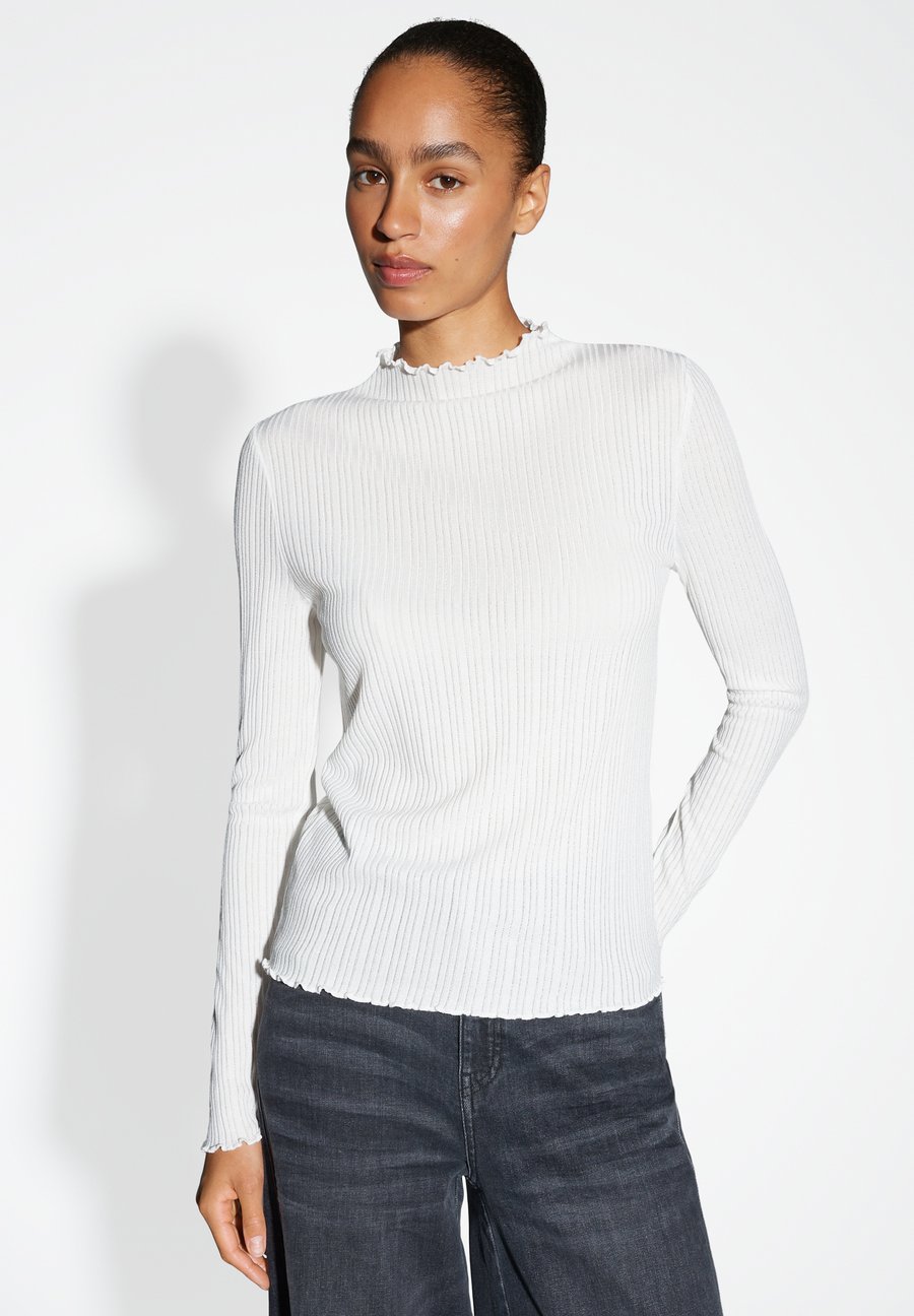 Топ OPUS SLIM FIT RIB, Milk/White
Топ OPUS SLIM FIT RIB, Milk/White