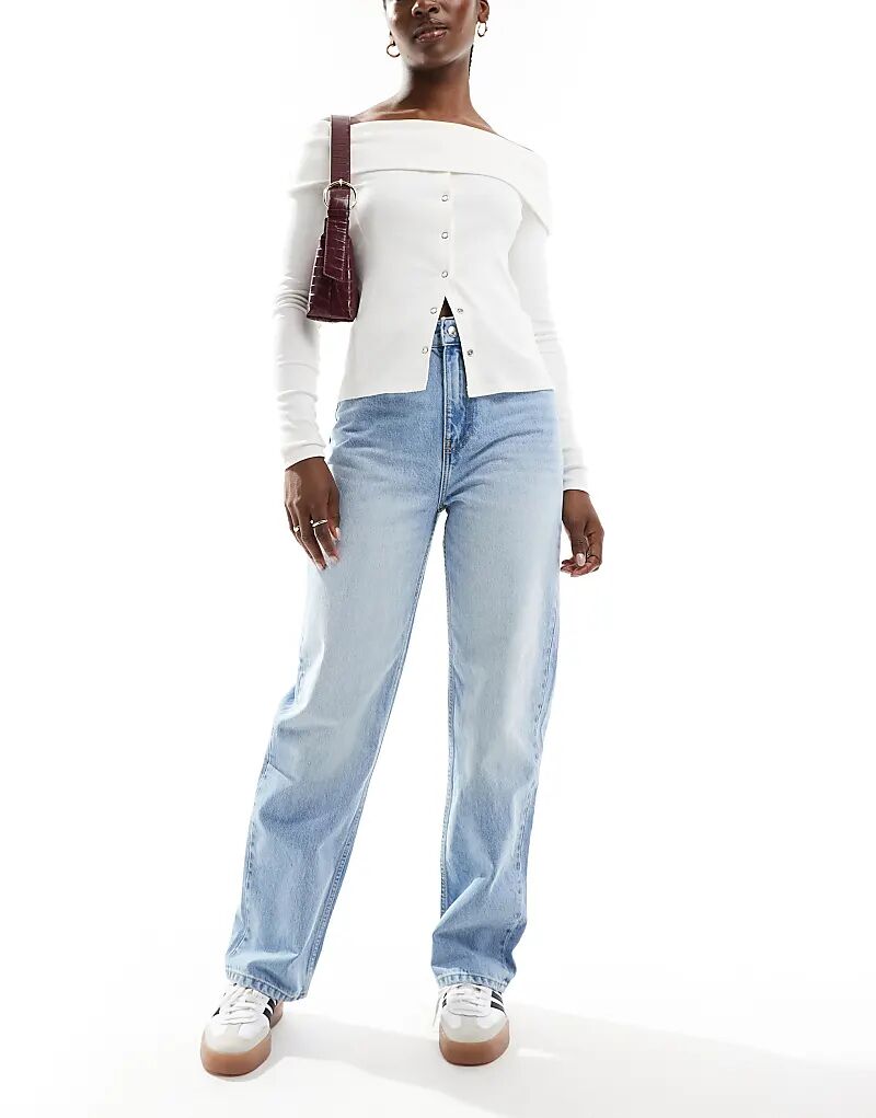 Bershka – Джинсы Mom удобной посадки, светло-голубого цвета
Bershka – Джинсы Mom удобной посадки, светло-голубого цвета