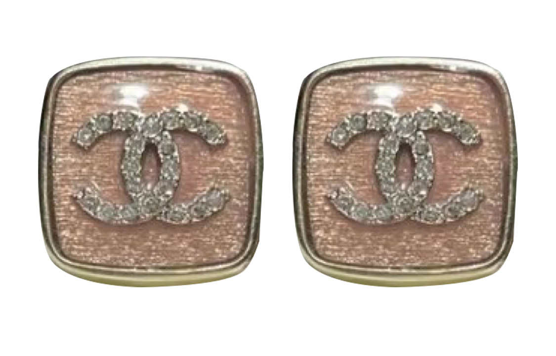 CHANEL Серьги унисекс розовые
CHANEL Серьги унисекс розовые