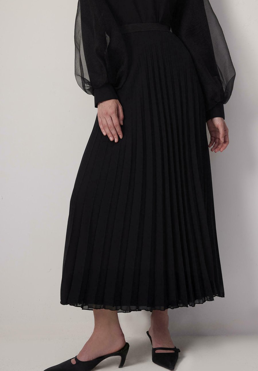 Юбка Touché Privé Maxi skirt, Black
Юбка Touché Privé Maxi skirt, Black