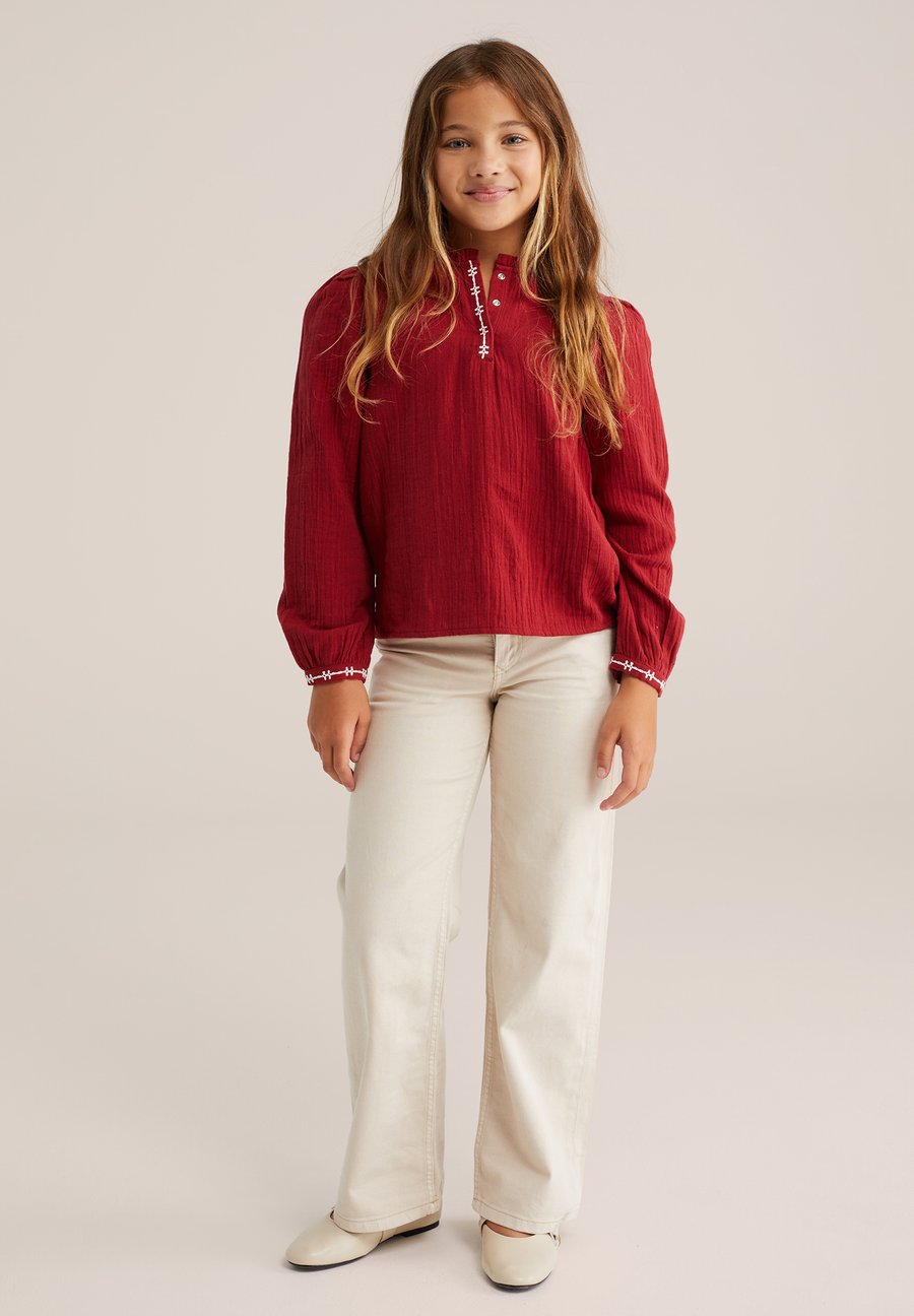 Блуза WE Fashion Blouse, Red
Блуза WE Fashion Blouse, Red