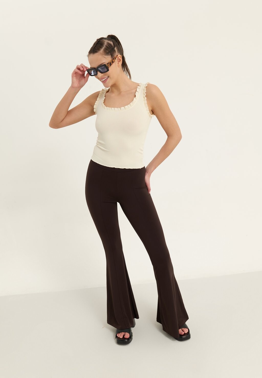 Топ Even&Odd, кремовый
Топ Even&Odd, кремовый