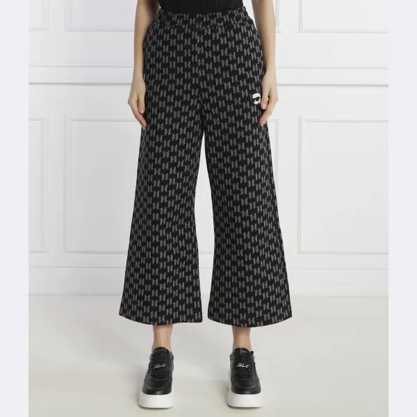 Спортивные брюки свободного кроя Karl Lagerfeld, черный
Спортивные брюки свободного кроя Karl Lagerfeld, черный