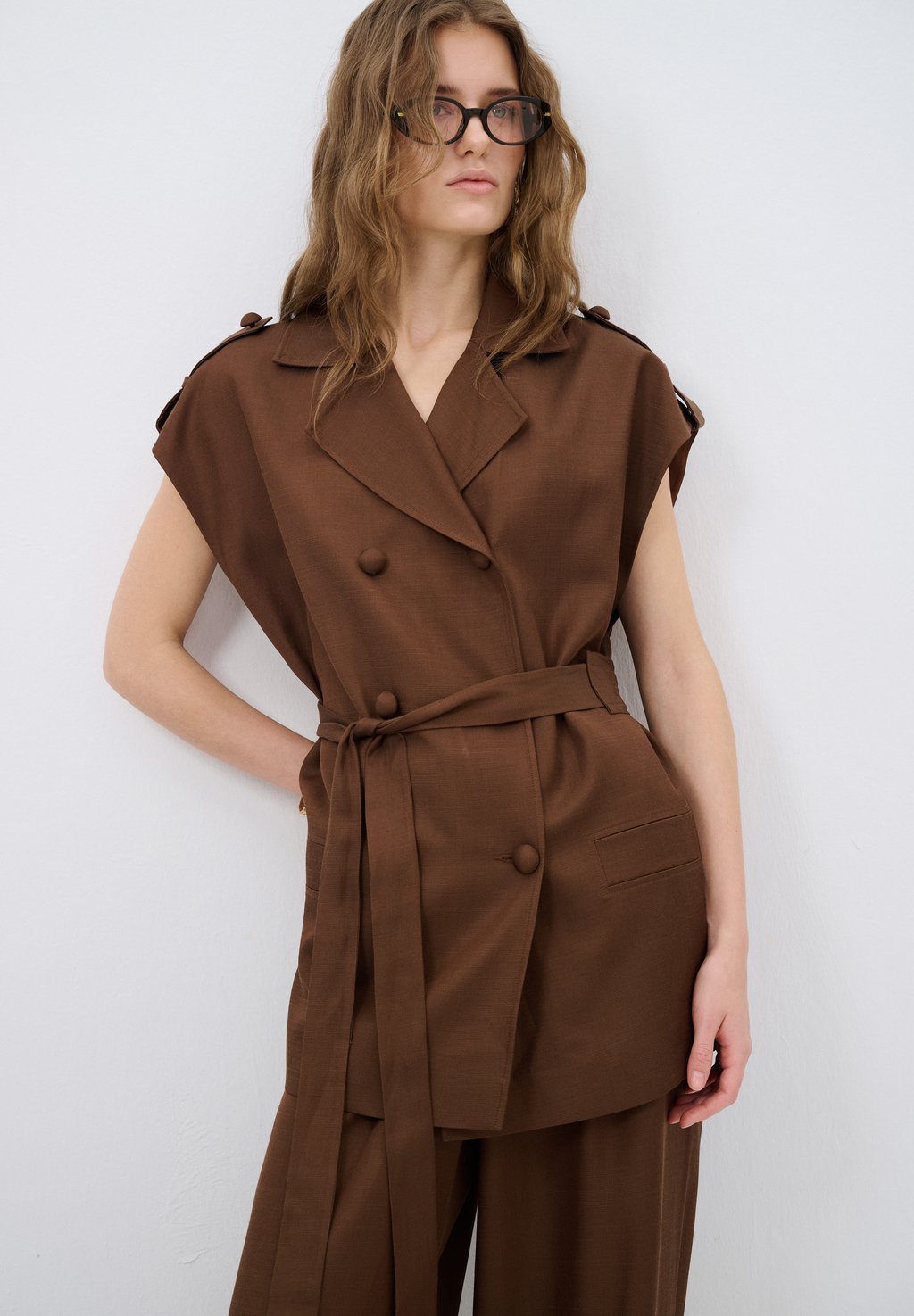 Жилет DOUBLE BREASTED adL, коричневый
Жилет DOUBLE BREASTED adL, коричневый