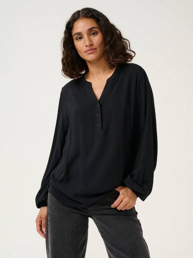 Топ с вырезом матильда KAFFE, цвет Deep Black
Топ с вырезом матильда KAFFE, цвет Deep Black