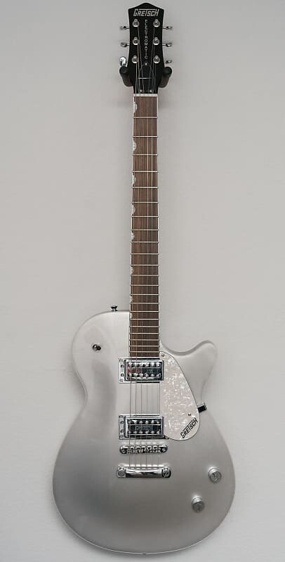 Электрогитара Gretsch G5426 Electromatic Jet Club Silver
Электрогитара Gretsch G5426 Electromatic Jet Club Silver
