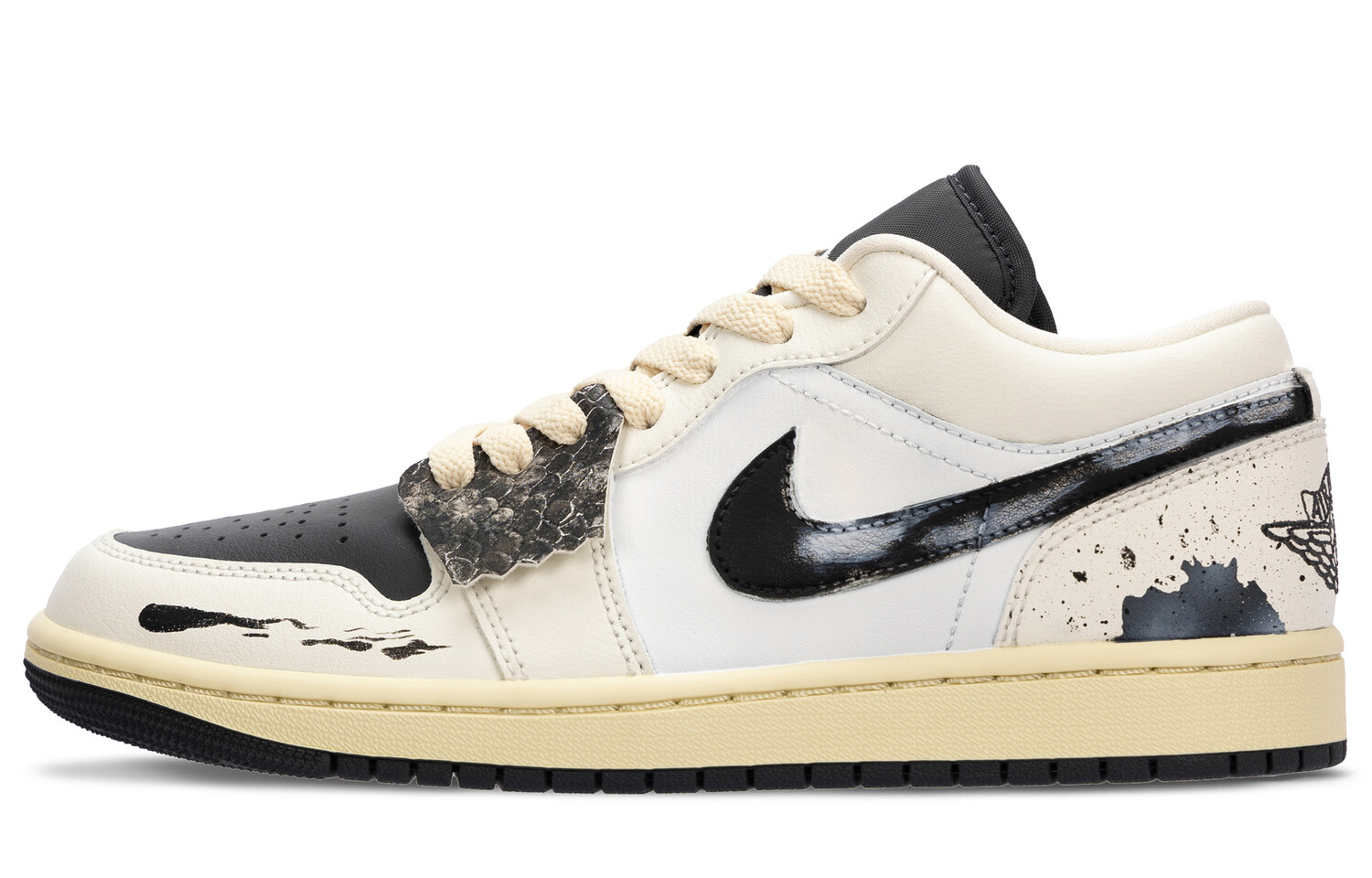 Кроссовки Air JORDAN 1 Vintage Basketball Shoes Women's Low-Top Black White, черный
Кроссовки Air JORDAN 1 Vintage Basketball Shoes Women's Low-Top Black White, черный