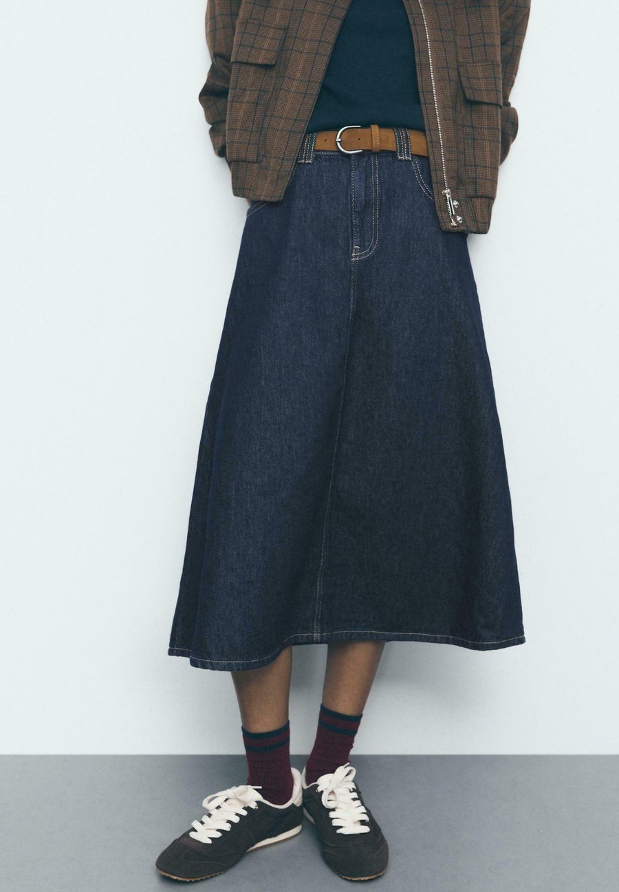 Юбка Stradivarius BELTED, Dark Blue
Юбка Stradivarius BELTED, Dark Blue