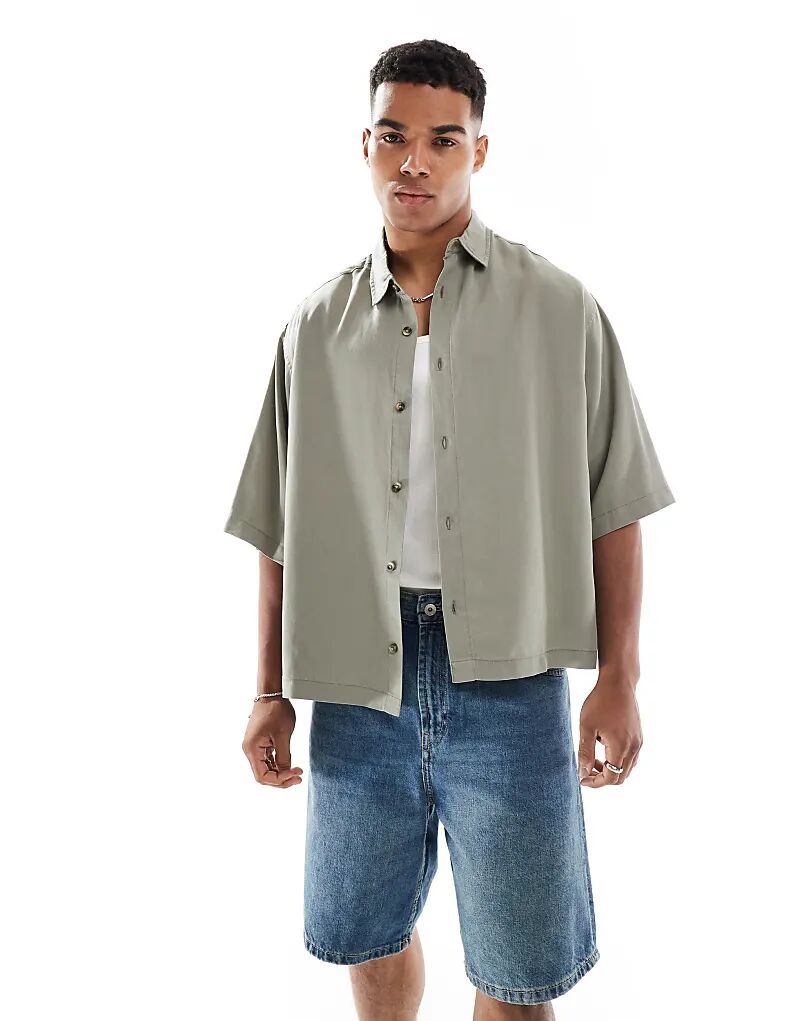 Рубашка свободного кроя ASOS DESIGN премиум-класса цвета хаки
Рубашка свободного кроя ASOS DESIGN премиум-класса цвета хаки