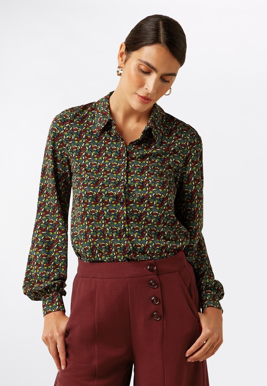 Блуза King Louie Button-down blouse, Rhubarb Red/Red
Блуза King Louie Button-down blouse, Rhubarb Red/Red