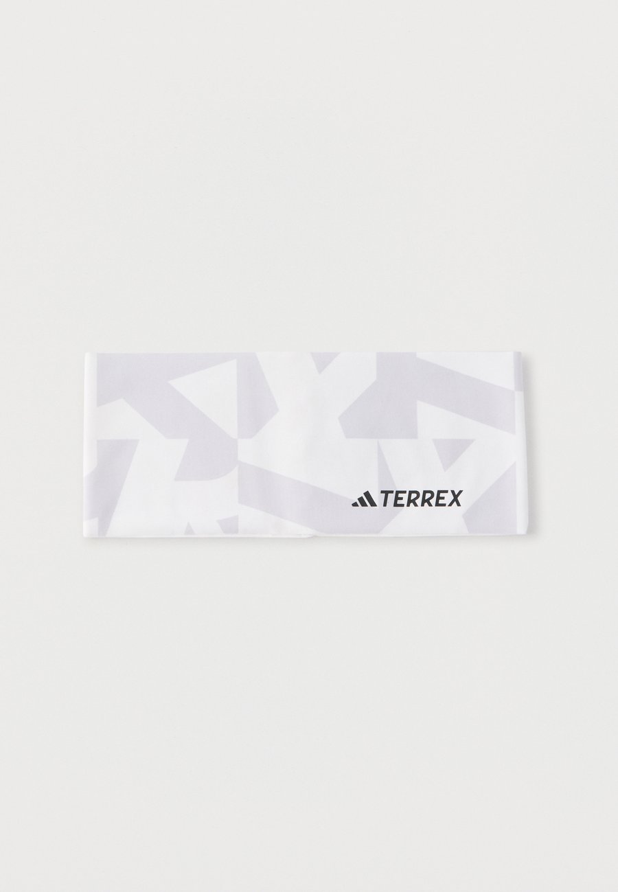 Шапка Adidas Terrex UNISEX, White/Dash Grey/White
Шапка Adidas Terrex UNISEX, White/Dash Grey/White