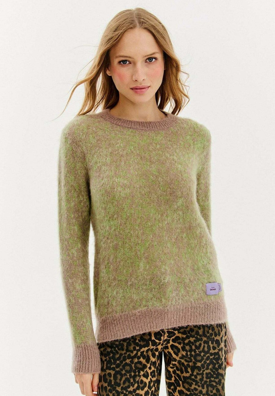 Джемпер NAOKO Jumper, Green
Джемпер NAOKO Jumper, Green