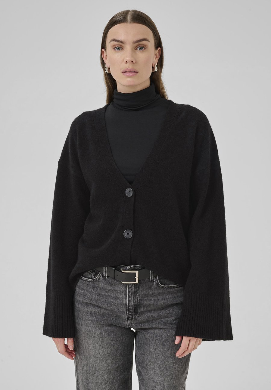Кардиган My Essential Wardrobe Cardigan, Black
Кардиган My Essential Wardrobe Cardigan, Black