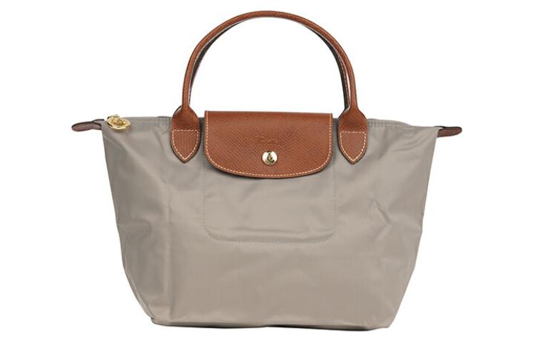 LONGCHAMP Сумка Le Pliage Canvas с кожаной отделкой малого размера в сером цвете Streptopelia, Streptopelia Gray
LONGCHAMP Сумка Le Pliage Canvas с кожаной отделкой малого размера в сером цвете Streptopelia, Streptopelia Gray