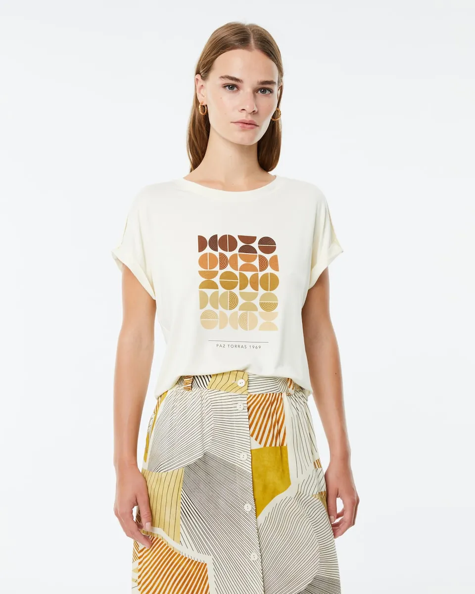 Женская футболка с короткими рукавами, отворотом и принтом спереди Paz Torras, кремовый
Женская футболка с короткими рукавами, отворотом и принтом спереди Paz Torras, кремовый