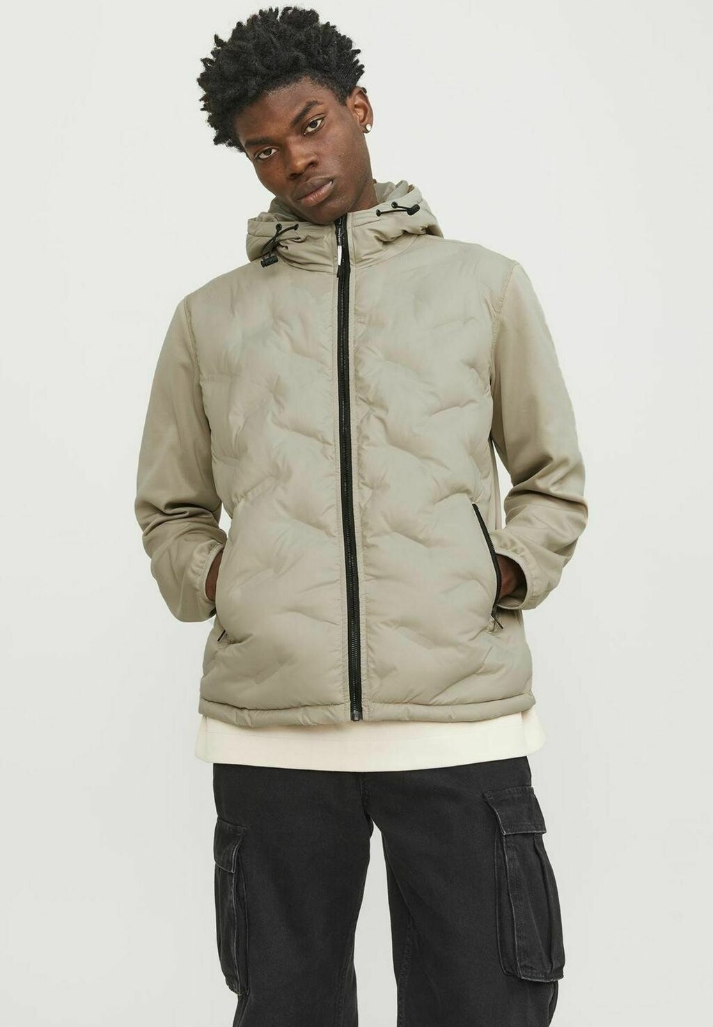 Демисезонная куртка Jack & Jones, цвет crockery
Демисезонная куртка Jack & Jones, цвет crockery