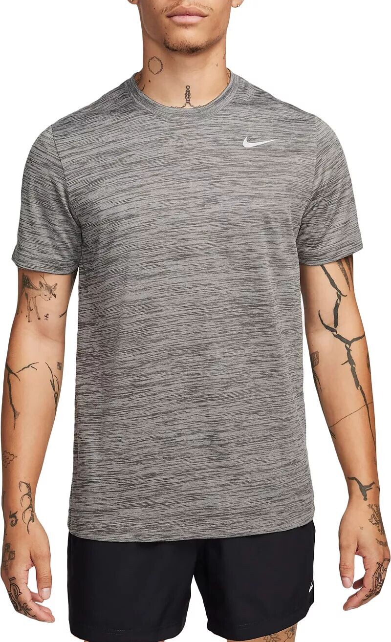 Мужская футболка для фитнеса с короткими рукавами Nike Dri-FIT
Мужская футболка для фитнеса с короткими рукавами Nike Dri-FIT