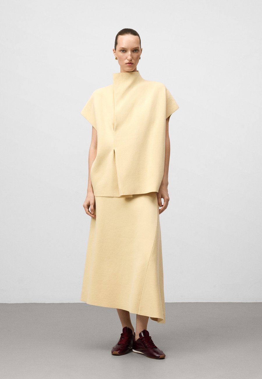 Юбка ADOLFO DOMINGUEZ A-line skirt, Light Yellow
Юбка ADOLFO DOMINGUEZ A-line skirt, Light Yellow