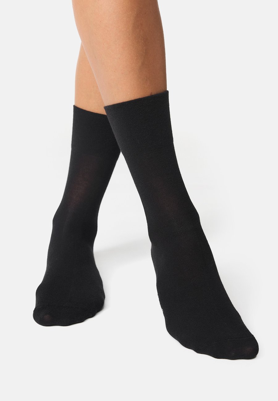 Носки NUR DIE 9-PACK KOMFORT, Schwarz/Black
Носки NUR DIE 9-PACK KOMFORT, Schwarz/Black