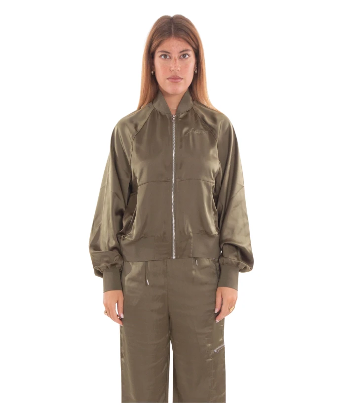 Объемная атласная куртка-бомбер с вышивкой Lacoste, зеленый
Объемная атласная куртка-бомбер с вышивкой Lacoste, зеленый