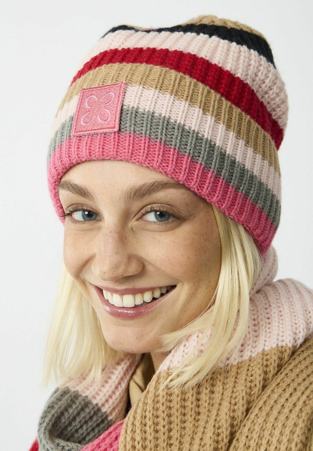 Шапка Codello, розовый
Шапка Codello, розовый