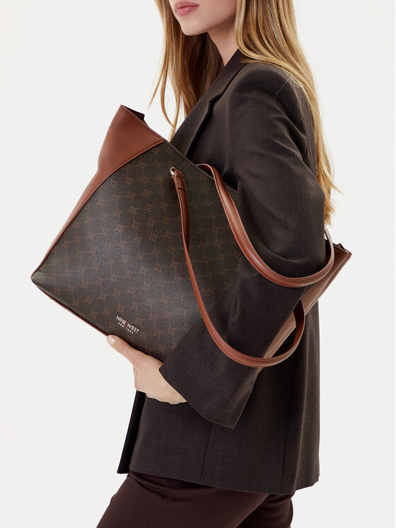 Сумка EO-WYOMING-LDA8449 Nine West, коричневый
Сумка EO-WYOMING-LDA8449 Nine West, коричневый