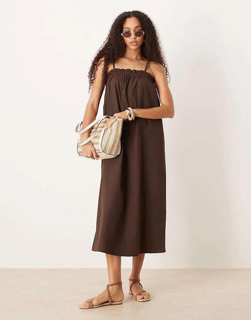 Платье-трапеция макси ASOS DESIGN шоколадного цвета
Платье-трапеция макси ASOS DESIGN шоколадного цвета