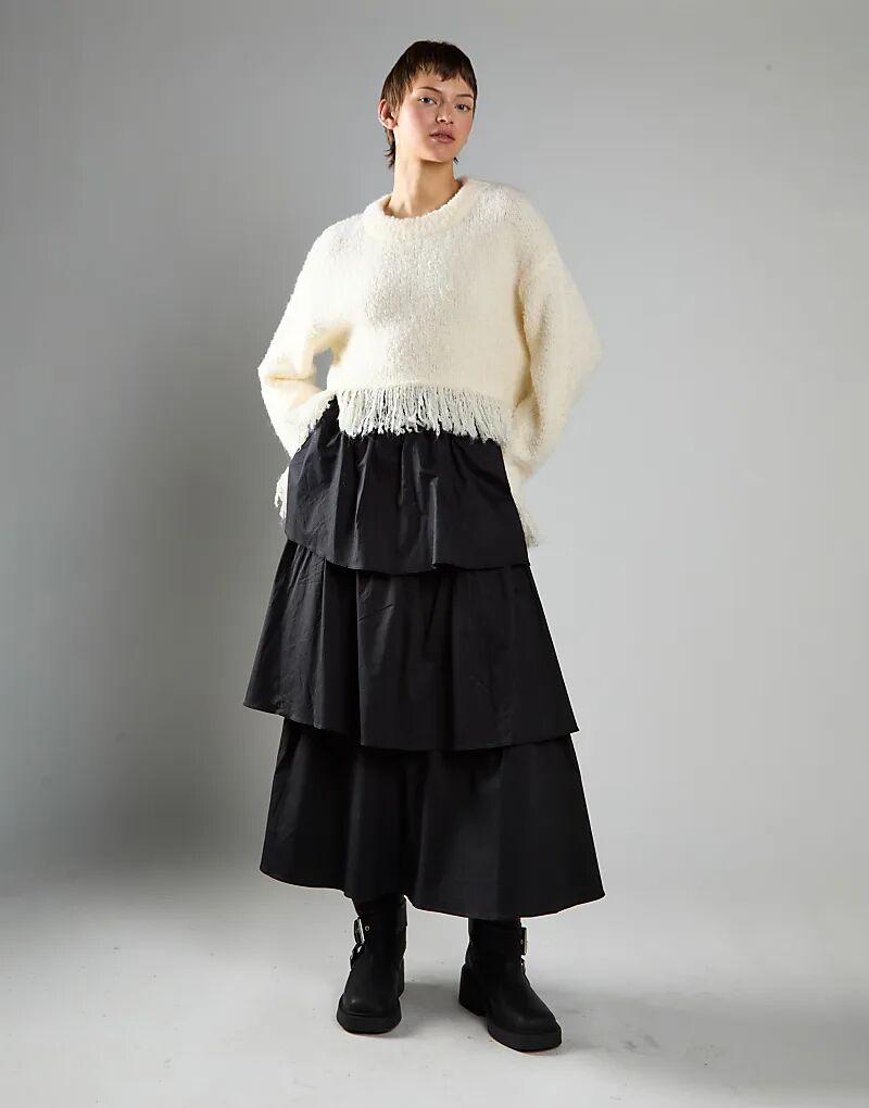 Glamorous джемпер с бахромой по подолу в кремовом цвете
Glamorous джемпер с бахромой по подолу в кремовом цвете