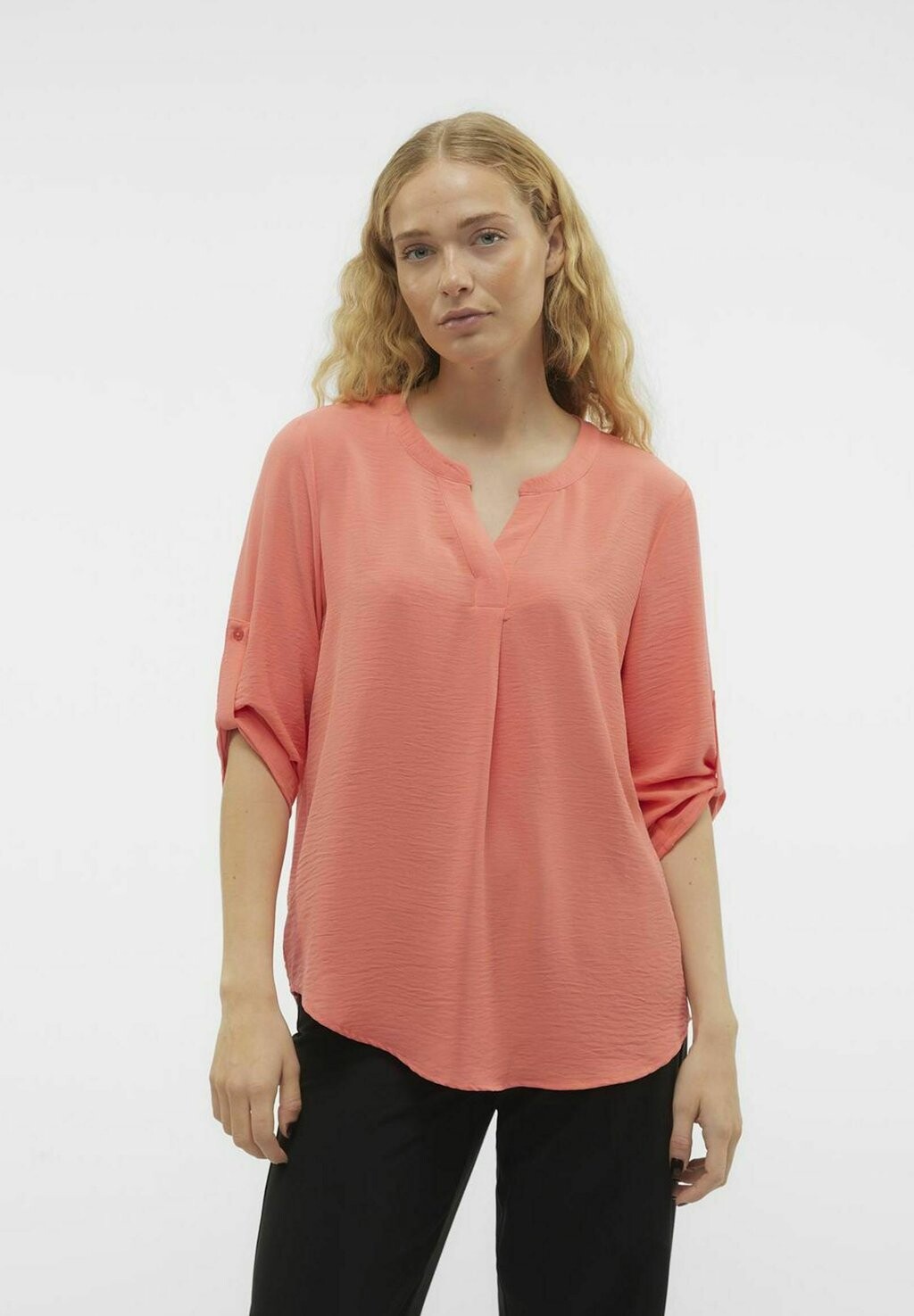Блузка Vero Moda, цвет georgia peach
Блузка Vero Moda, цвет georgia peach