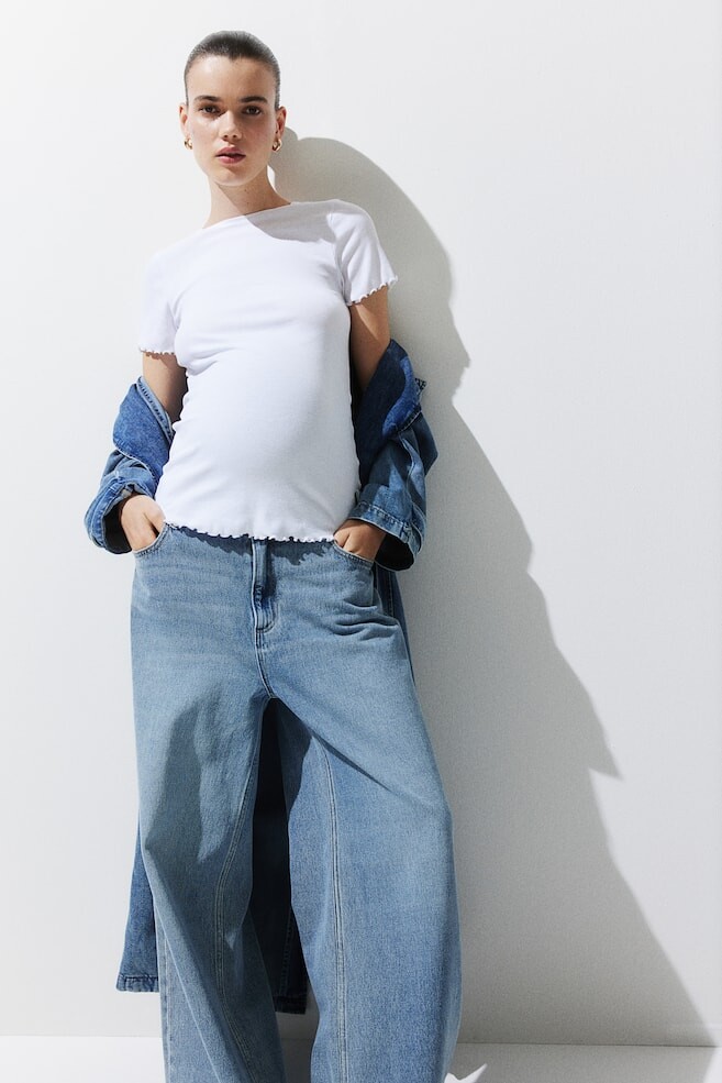 Две пары рубашек mama из хлопка в рубчик H&M, белый 
Две пары рубашек mama из хлопка в рубчик H&M, белый