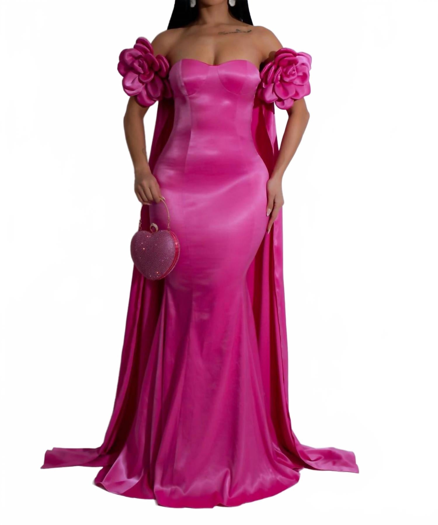 Розовое атласное цветочное макси-платье Royal Dream Diva
Розовое атласное цветочное макси-платье Royal Dream Diva