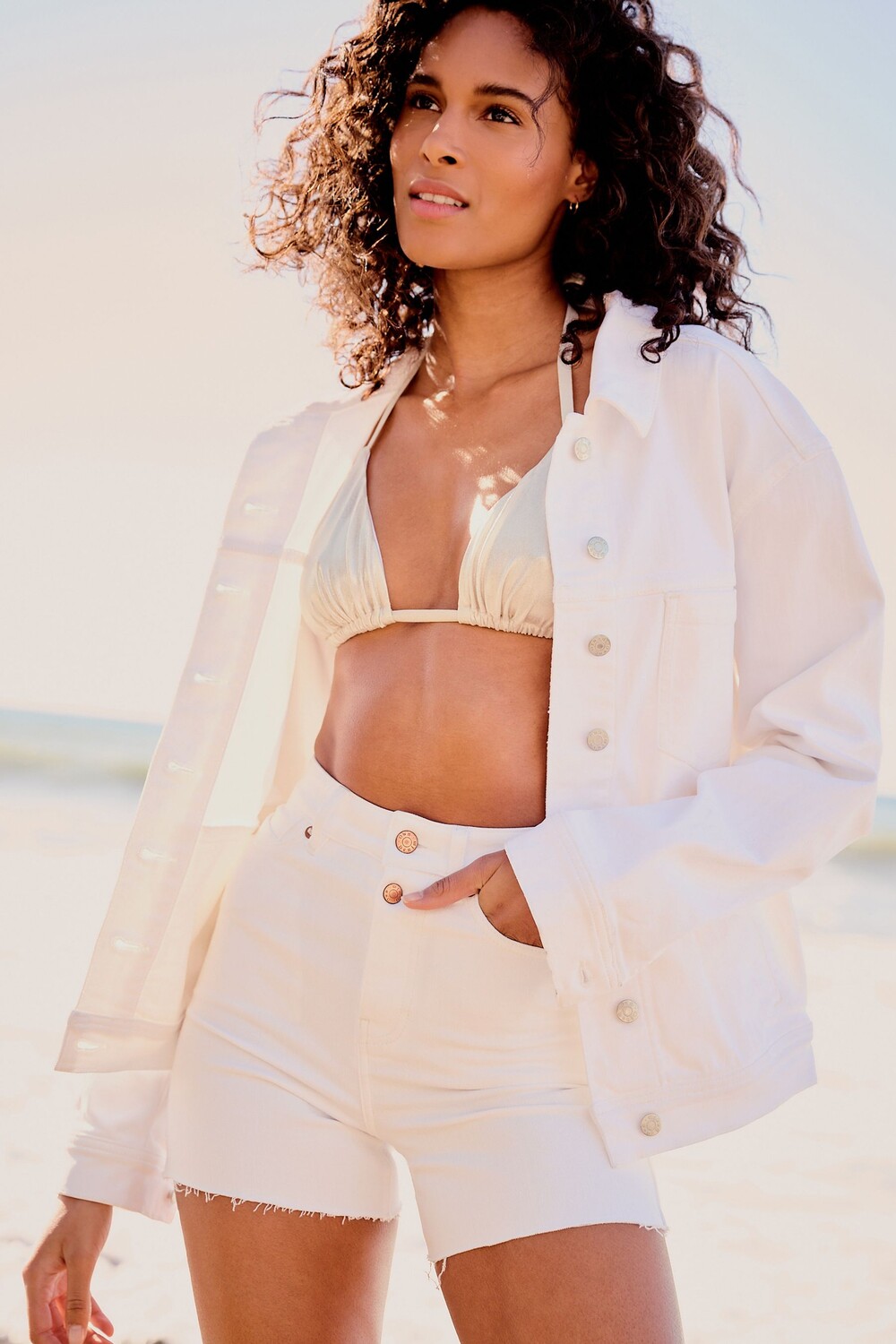 Собственные шорты с очень высокой талией Next, белый
Собственные шорты с очень высокой талией Next, белый