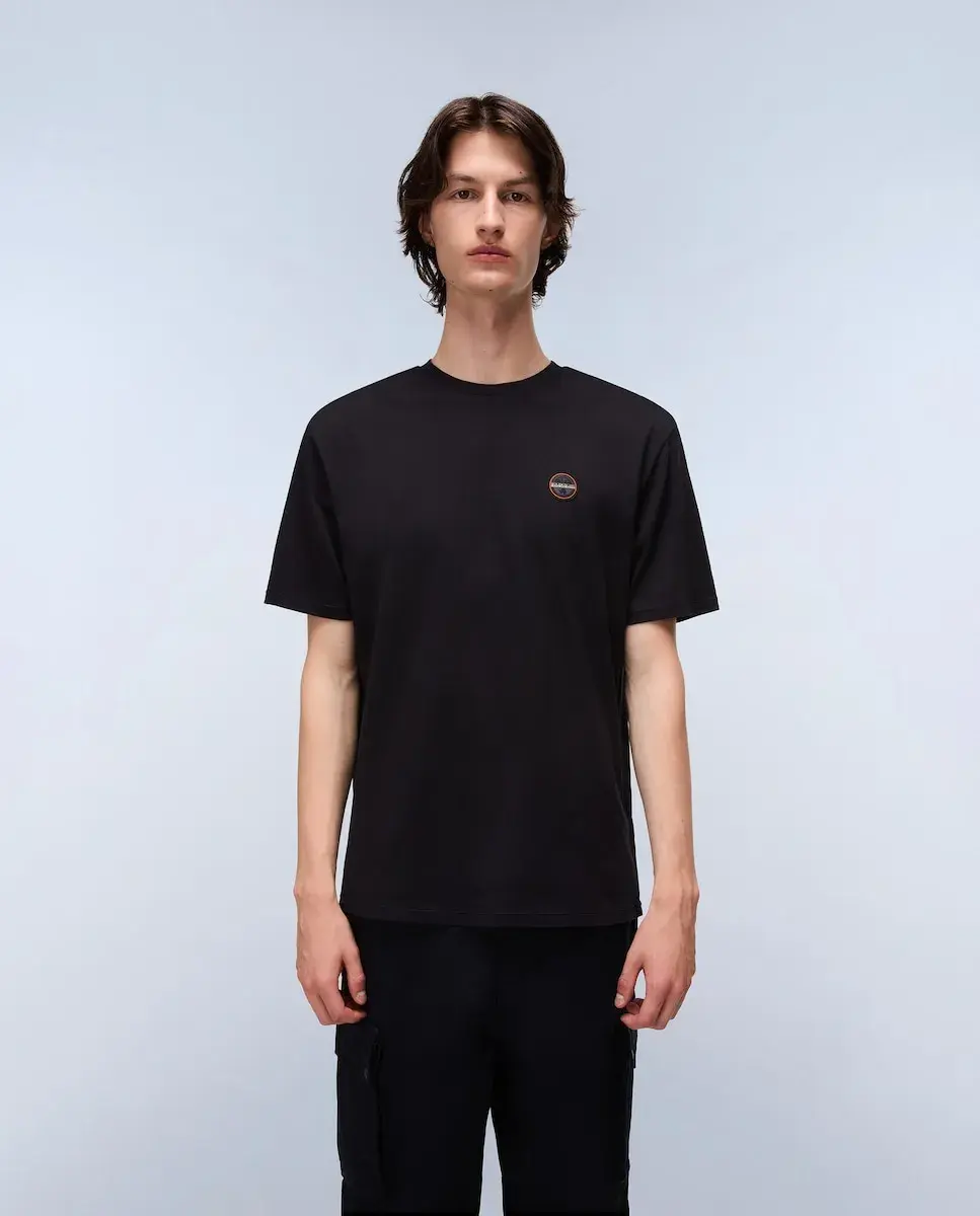 Мужская футболка темно-синего цвета с короткими рукавами Napapijri
Мужская футболка темно-синего цвета с короткими рукавами Napapijri