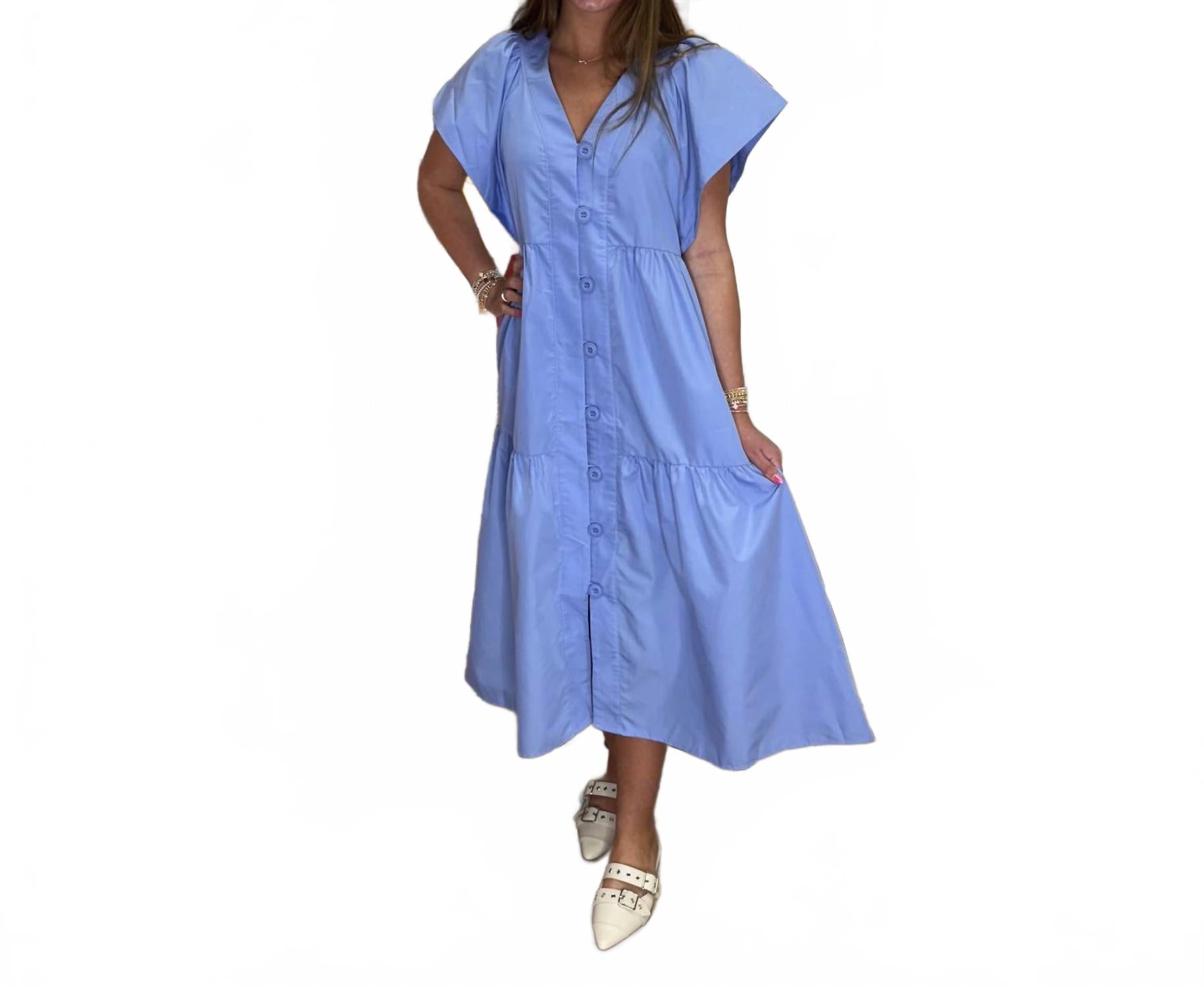 Женское синее платье миди с пуговицами и ярусами Entro
Женское синее платье миди с пуговицами и ярусами Entro