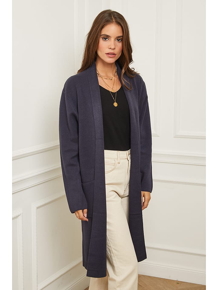 Кардиган Soft Cashmere, темно-синий
Кардиган Soft Cashmere, темно-синий