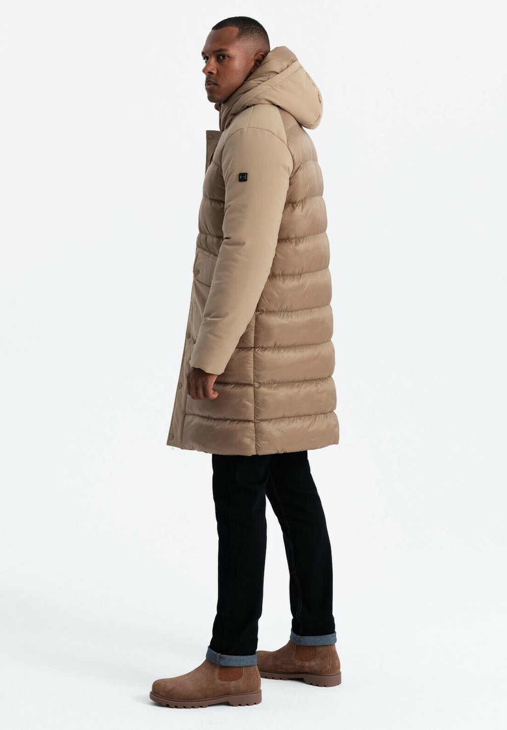 Зимнее пальто OM JALJ Ombre, бежевый
Зимнее пальто OM JALJ Ombre, бежевый